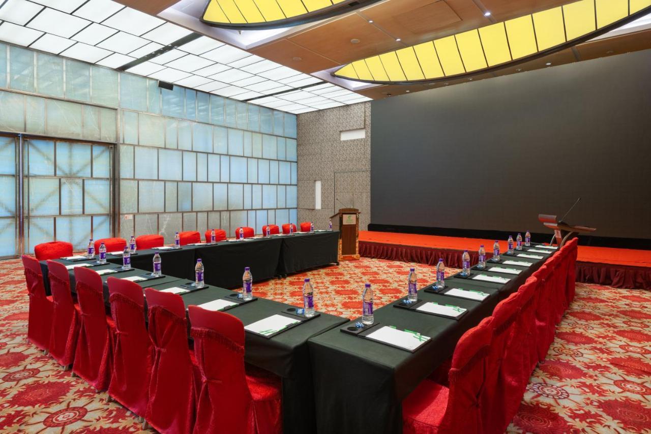 Holiday Inn Binhai Tianjin Exterior foto