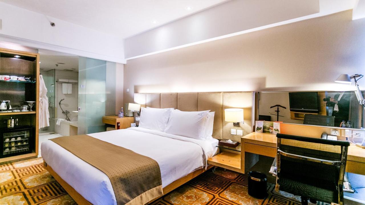 Holiday Inn Binhai Tianjin Zimmer foto