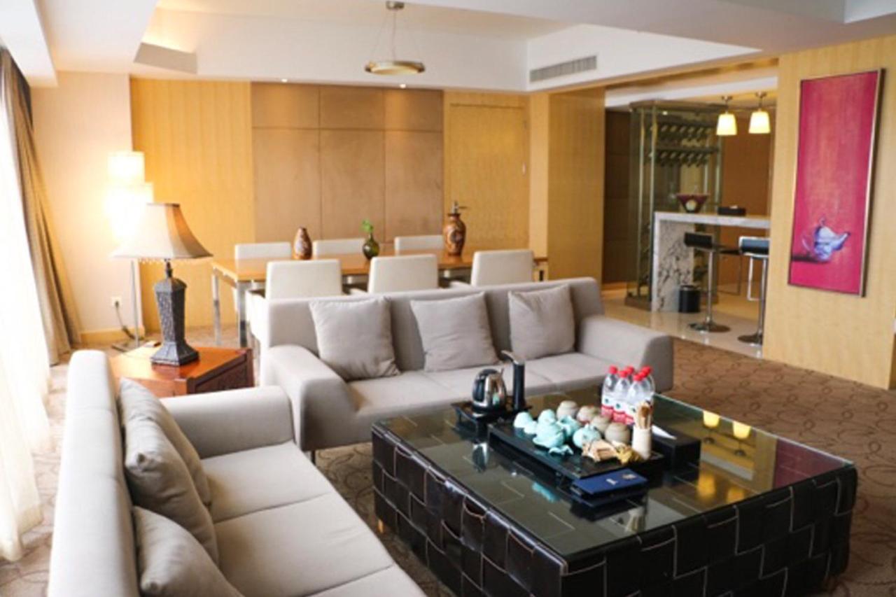 Holiday Inn Binhai Tianjin Exterior foto